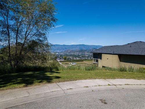 952 Ackerman Court, Kelowna, BC - Outdoor