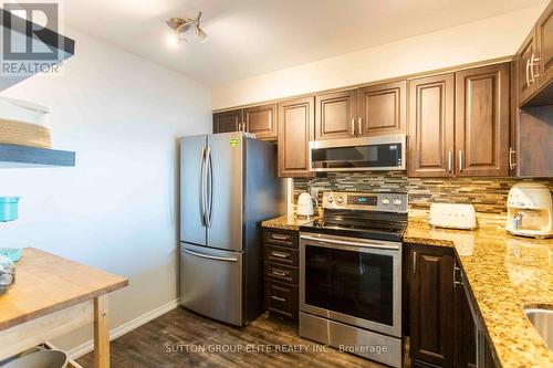 1206 - 330 Rathburn Road W, Mississauga (Creditview), ON - Indoor Photo Showing Kitchen With Stainless Steel Kitchen