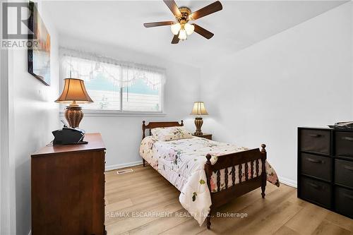 83 Gailmont Drive, Hamilton, ON - Indoor Photo Showing Bedroom