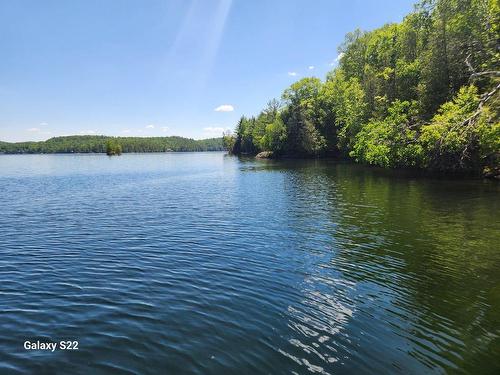 FaÃ§ade - 304 Ch. Du Lac-Grand, Val-Des-Monts, QC 