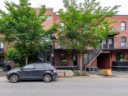 FaÃ§ade - B-2727 Rue Du Centre, Montréal (Le Sud-Ouest), QC 