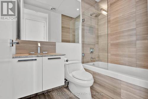 4906 - 50 Charles Street E, Toronto, ON - Indoor Photo Showing Bathroom
