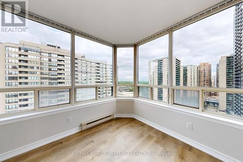 1806 - 30 Greenfield Avenue, Toronto, ON - Indoor Photo Showing Other Room