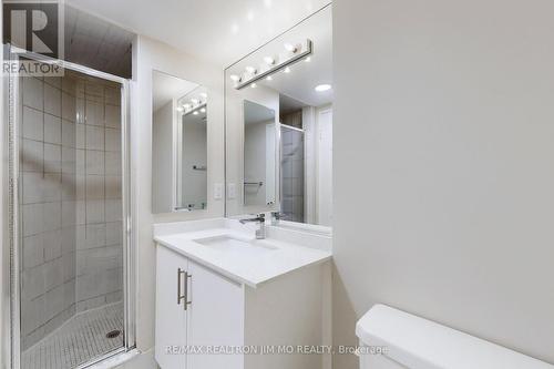 1806 - 30 Greenfield Avenue, Toronto, ON - Indoor Photo Showing Bathroom