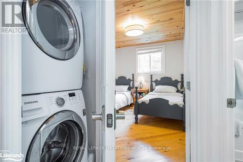 16 Theresa Street, Collingwood, ON - Indoor Photo Showing Laundry Room