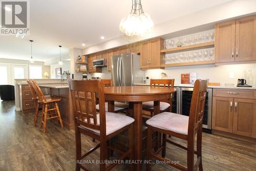 26 - 48 Ontario Street S, Lambton Shores (Grand Bend), ON - Indoor Photo Showing Dining Room