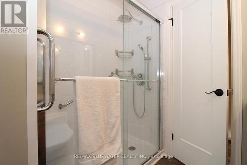 26 - 48 Ontario Street S, Lambton Shores (Grand Bend), ON - Indoor Photo Showing Bathroom