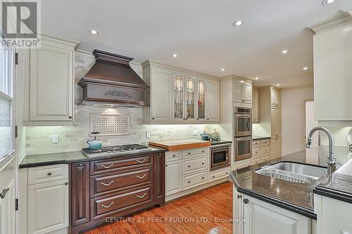 4 Page Avenue, Toronto (Bayview Village), ON - Indoor Photo Showing Kitchen With Double Sink With Upgraded Kitchen