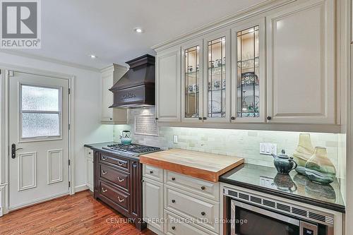 4 Page Avenue, Toronto (Bayview Village), ON - Indoor Photo Showing Kitchen