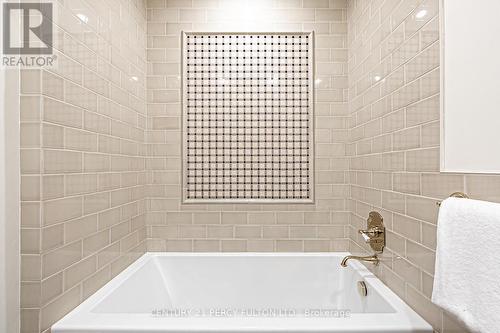 4 Page Avenue, Toronto (Bayview Village), ON - Indoor Photo Showing Bathroom