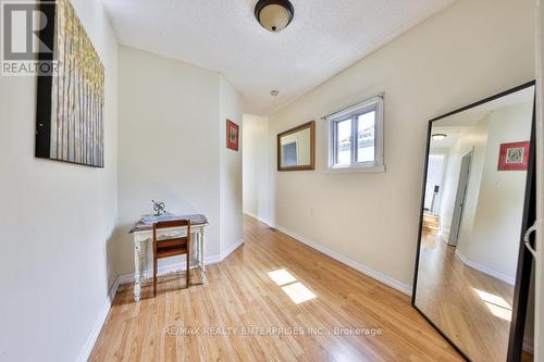 32 Holmesdale Road, Toronto, ON - Indoor Photo Showing Other Room
