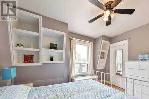 32 Holmesdale Road, Toronto, ON - Indoor Photo Showing Bedroom