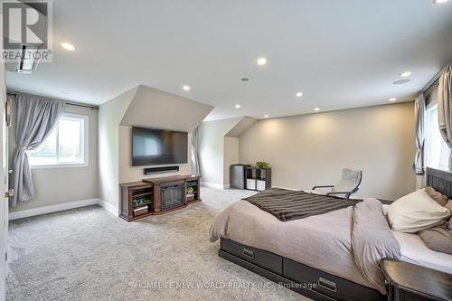 21 Erindale Drive, Erin, ON - Indoor Photo Showing Bedroom