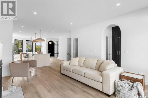 1029 Schulyer Street, Saskatoon, SK - Indoor Photo Showing Living Room