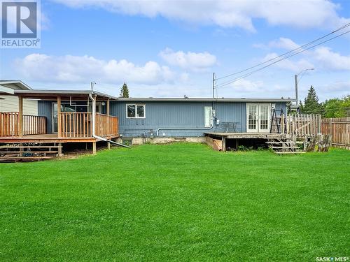 382 34Th Street, Battleford, SK - Outdoor With Deck Patio Veranda