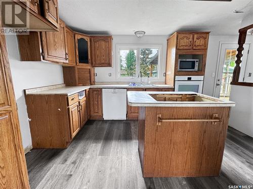 382 34Th Street, Battleford, SK - Indoor Photo Showing Kitchen