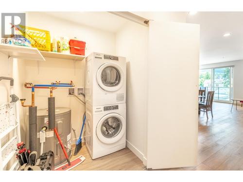 514 Victoria  Street Unit# 411, Nelson, BC - Indoor Photo Showing Laundry Room