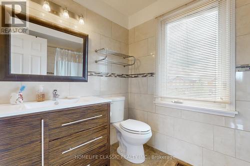 34 Nipissing Crescent, Brampton, ON - Indoor Photo Showing Bathroom