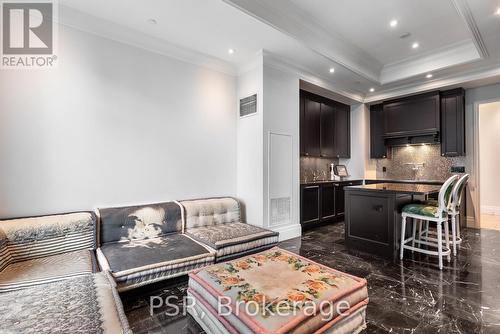 3901 - 311 Bay Street, Toronto (Bay Street Corridor), ON - Indoor Photo Showing Kitchen With Upgraded Kitchen