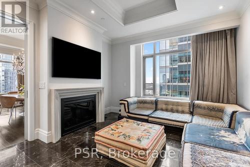 3901 - 311 Bay Street, Toronto (Bay Street Corridor), ON - Indoor Photo Showing Living Room With Fireplace