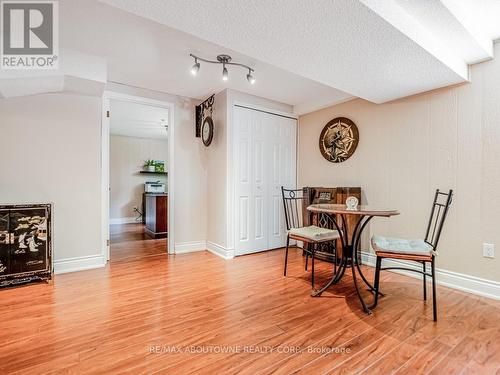 2301 Harcourt Crescent, Mississauga, ON - Indoor Photo Showing Other Room