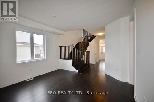 166 Aviron Crescent, Welland, ON - Indoor Photo Showing Other Room