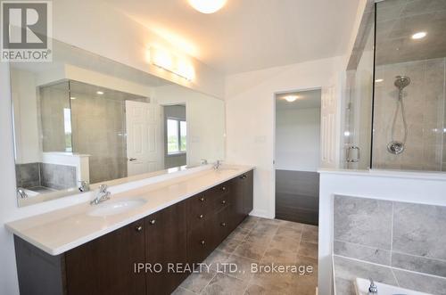 166 Aviron Crescent, Welland, ON - Indoor Photo Showing Bathroom