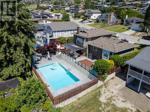 990 Walker Drive, Kelowna, BC - Outdoor With In Ground Pool