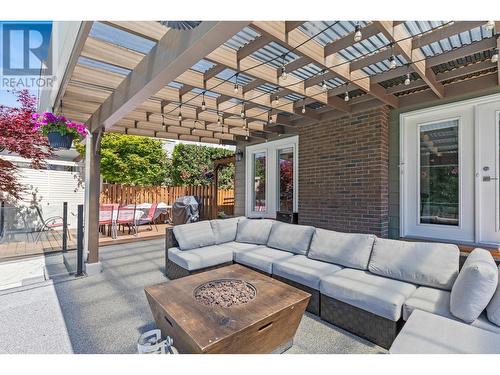 990 Walker Drive, Kelowna, BC - Outdoor