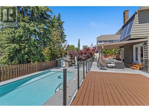 990 Walker Drive, Kelowna, BC - Outdoor With Deck Patio Veranda