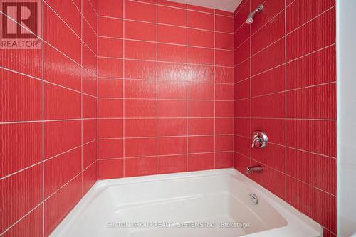 106 - 35 Hayden Street, Toronto, ON - Indoor Photo Showing Bathroom