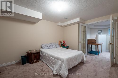 6 La Costa Court, New Tecumseth (Alliston), ON - Indoor Photo Showing Bedroom