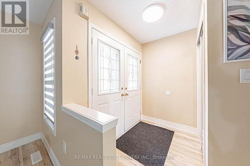 110 Mount Ranier Crescent, Brampton, ON - Indoor Photo Showing Other Room