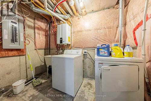 110 Mount Ranier Crescent, Brampton, ON - Indoor Photo Showing Laundry Room