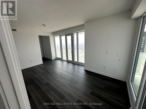 4110 - 3900 Confederation Parkway W, Mississauga, ON - Indoor Photo Showing Other Room