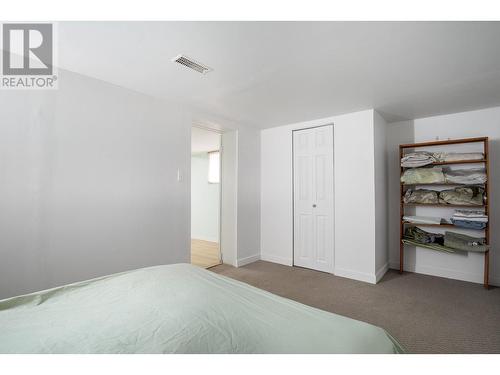 7880 Pleasant Valley Road, Vernon, BC - Indoor Photo Showing Bedroom