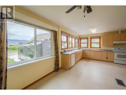 15018 Vanderburgh Avenue, Summerland, BC - Indoor Photo Showing Kitchen