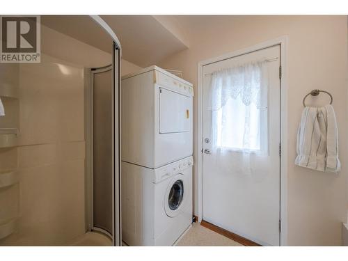 15018 Vanderburgh Avenue, Summerland, BC - Indoor Photo Showing Laundry Room