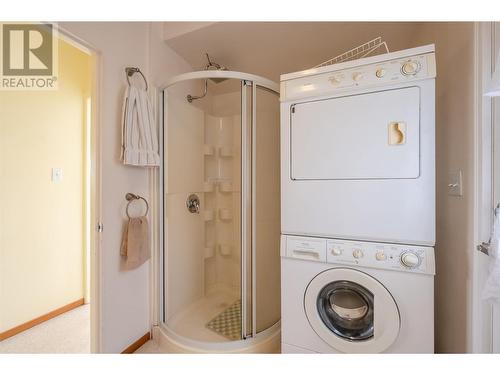 15018 Vanderburgh Avenue, Summerland, BC - Indoor Photo Showing Laundry Room