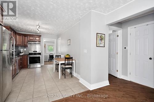 294 Wharncliffe Road S, London, ON - Indoor Photo Showing Kitchen