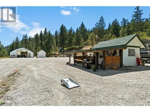 7810 Highway 97 N, Kelowna, BC - Outdoor