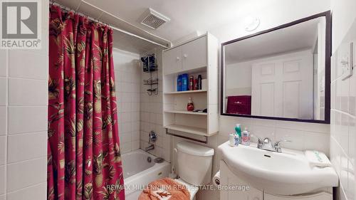 46 Donna Drive, Brampton, ON - Indoor Photo Showing Bathroom