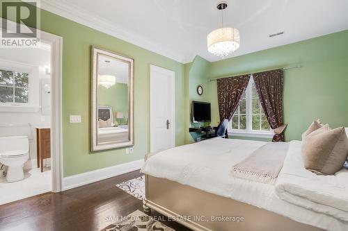 1604 Spring Road, Mississauga, ON - Indoor Photo Showing Bedroom