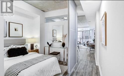 208 - 127 Queen Street E, Toronto, ON - Indoor Photo Showing Bedroom