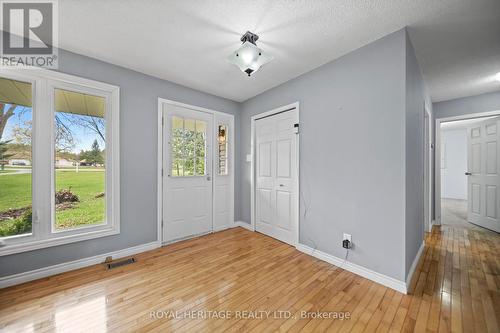 28 Andrew Court, Kawartha Lakes, ON - Indoor Photo Showing Other Room