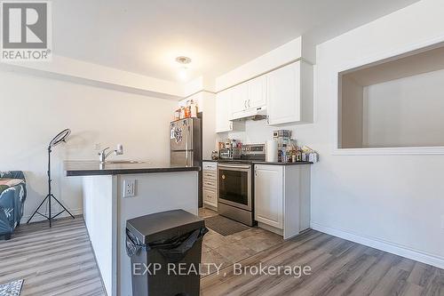 51 - 200 Veterans Drive, Brampton, ON - Indoor Photo Showing Kitchen