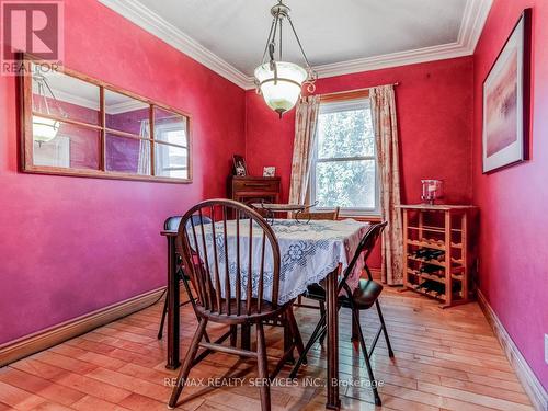 6 Ostrander Boulevard, Halton Hills (Georgetown), ON - Indoor Photo Showing Dining Room