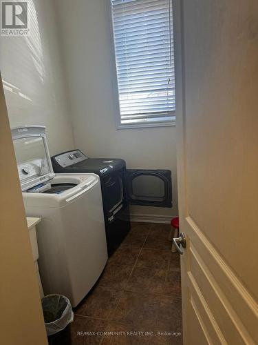 2 Rowley Street, Richmond Hill, ON - Indoor Photo Showing Laundry Room