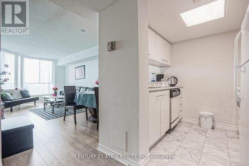 3309 - 38 Elm Street, Toronto, ON - Indoor