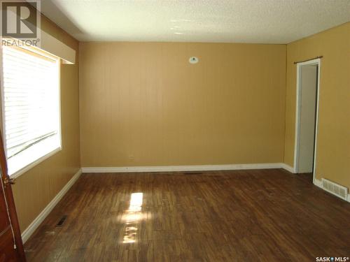 109 2Nd Street E, Kyle, SK - Indoor Photo Showing Other Room